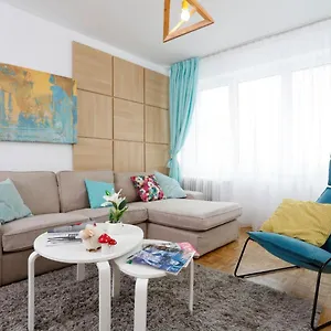 Lovely 2 Bedroom Near Old Town Βουκουρέστι